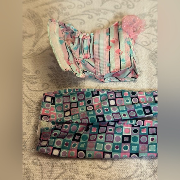 Barbie Outfit Stylish Geometric Print Pants with Shirt (Doll is NOT INCLUDED) - Picture 6 of 6